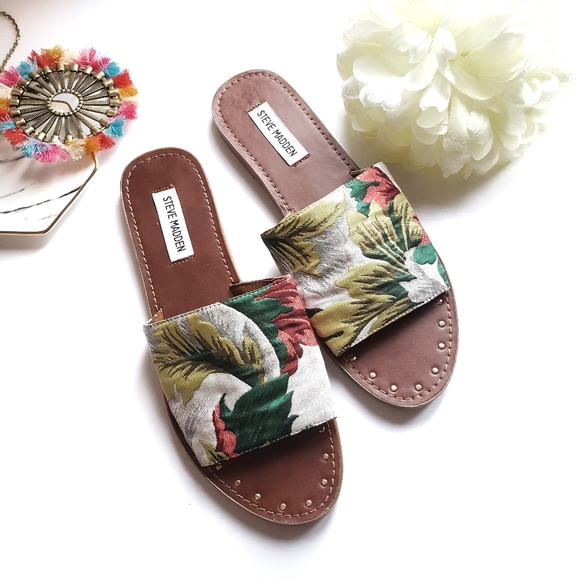 Steve Madden Shoes - Steve Madden Mishelle Floral Slide Sandal 9.5M